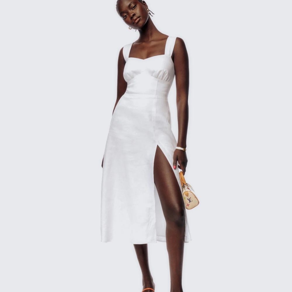 Reformation Seaside Linen Dress - White. Size 8